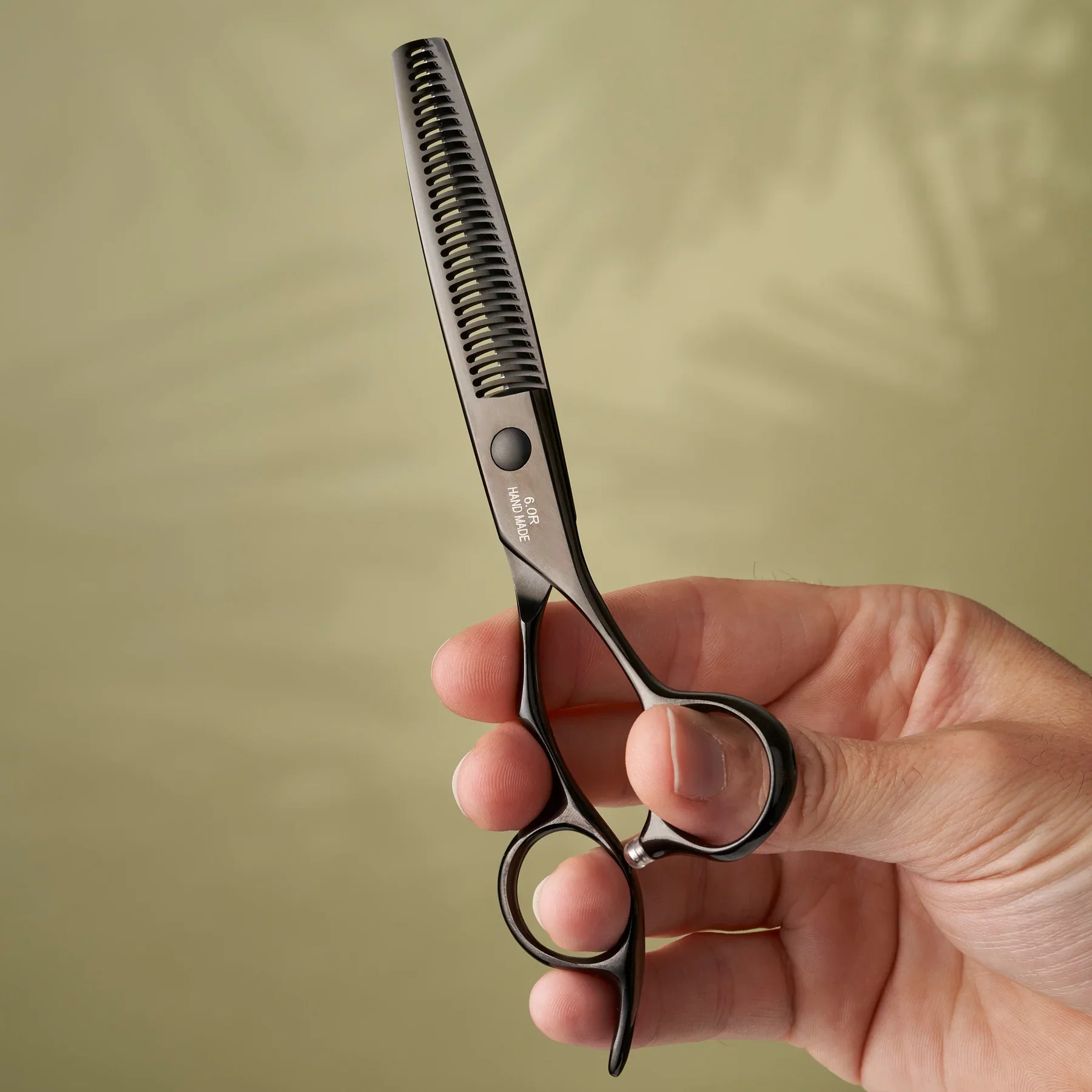 Leaf The Black Edition 6" Texturising Scissor - Image 3