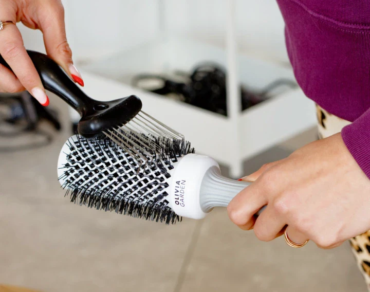 Olivia Garden Brush Cleaner - Image 3
